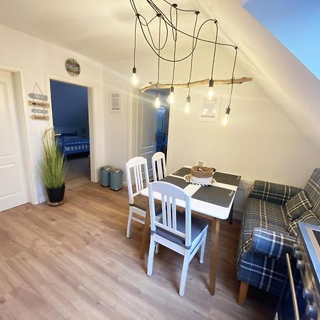 Ferien Im Wangerland Ferienwohnung Leuchtturm Minsen Schillig Hund Pool Sauna Norderaltendeich Екстериор снимка